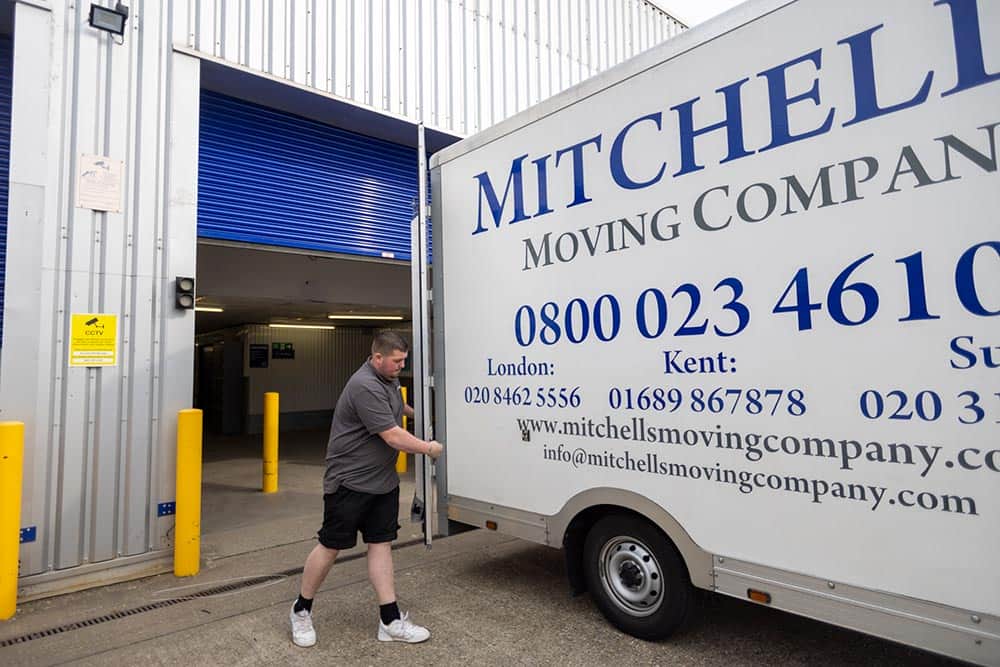 mitchells-moving-van